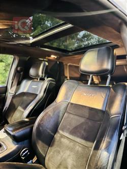 جیپ گراند شیرۆکی